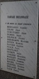 Plaque fanfare boulonnaise.jpg