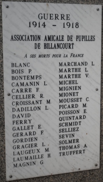 Fichier:Plaque association amicale de pupilles de billancourt 1.jpg